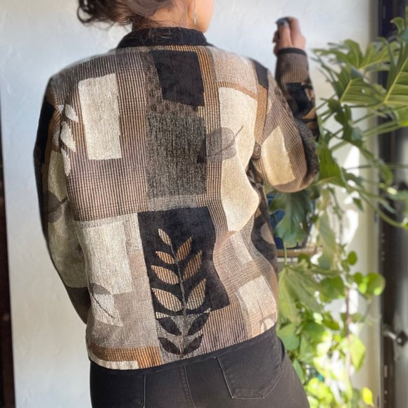 🏷 Sold | Floral Patchwork Jacket - Picture 5 of 9